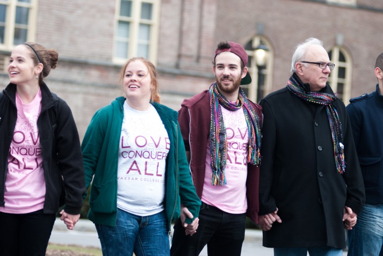 Vassar College | Westboro Baptist Church | Poughkeepsie Protest | Counter Picket | fck h8